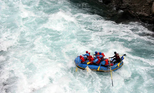 chilko river british columbia/river rafting