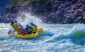 river rafting in nepal