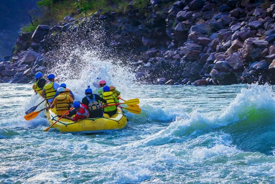 river rafting in nepal